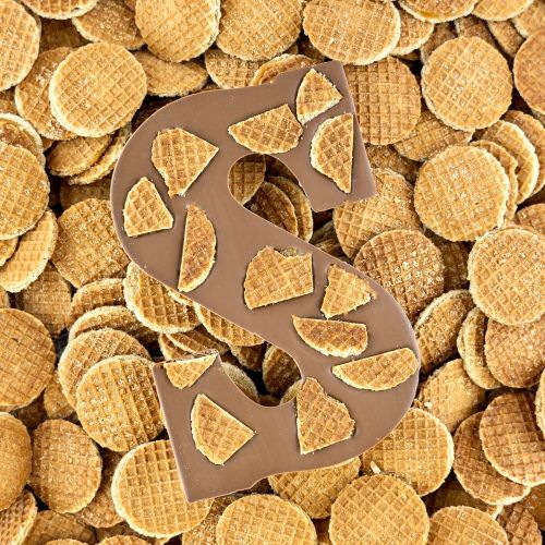 Chocoladeletter stroopwafel