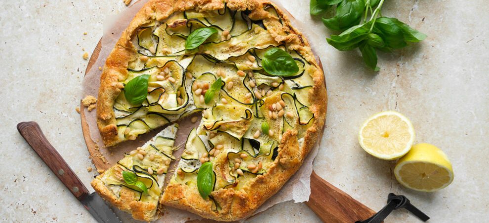 Hartige courgette-galette met geitenkaas