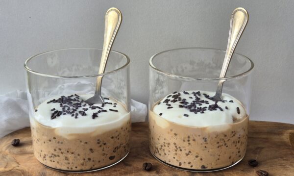 Espresso overnight oats met kokosbloesemsuiker